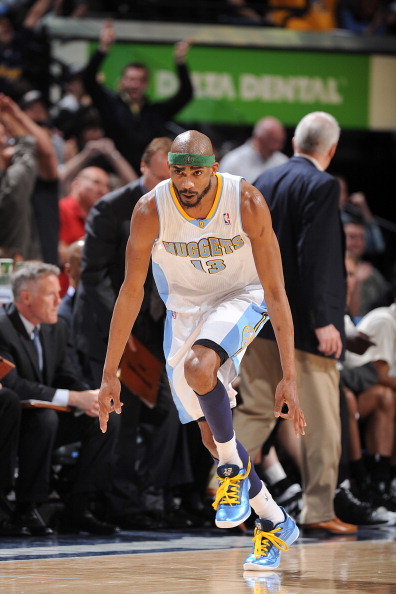 以冷暖两极 以冷暖两极