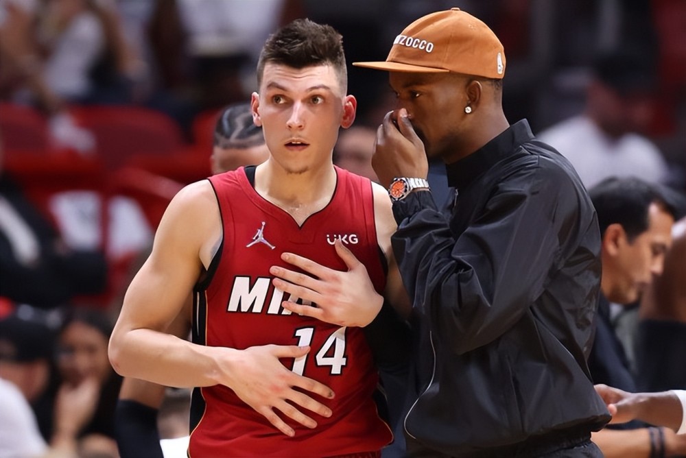 二点与三线 二点与三线