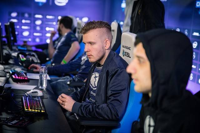 球速落点与 球速落点与